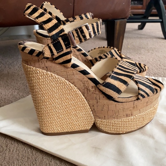 Jessica Simpson Animal Print Wedges -NWOT - Picture 3 of 6